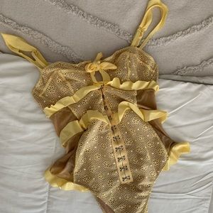 For Love and Lemons One Piece (L)